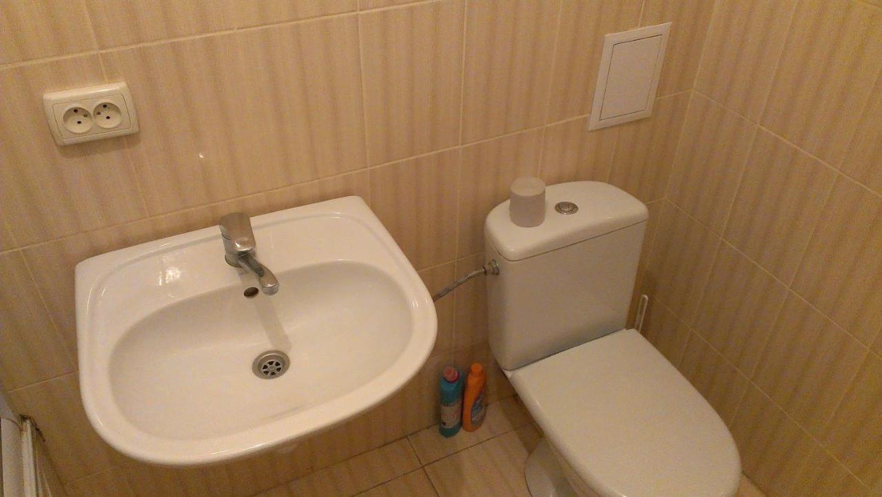 Apartment On Stepana Bandery 37 Постійне Електропостачання リヴィウ エクステリア 写真